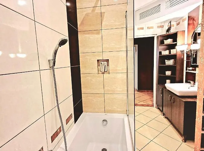 Pablo 75m2 W Centrum Tarnowskich Gor Apartmán